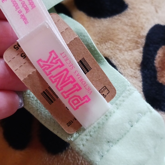 NWT Victoria secret pink bra - Picture 6 of 7
